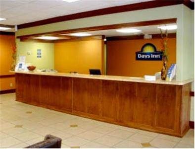 Days Inn By Wyndham Alice Exterior photo